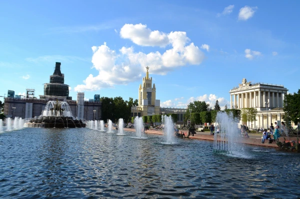На ВДНХ