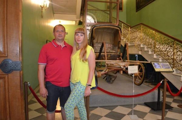 В Государственном историческом музее. У кареты императора Павла I