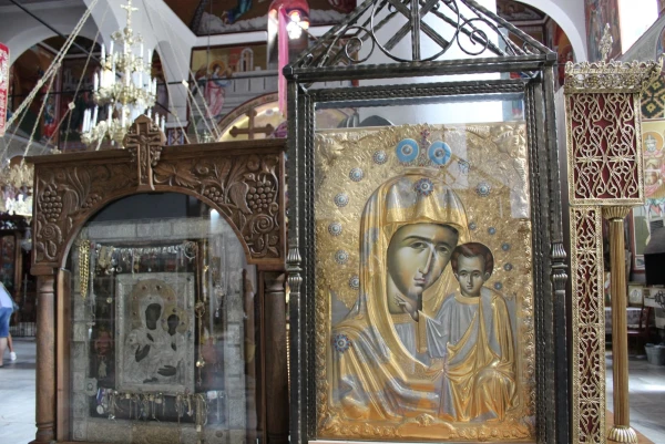 Икона Богородицы