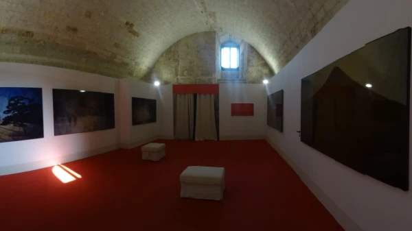 Castello Svevo di Bari: выставка Carlo Gavazzeni Ricordi