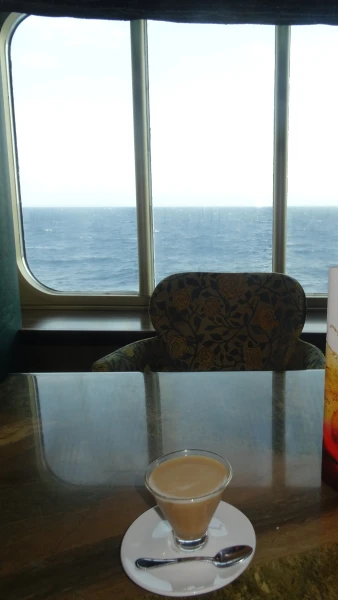 Grand Bar Mirablis, палуба 2