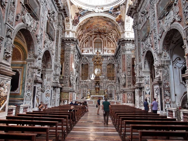 Chiesa di Santa Caterina. Тоже барокко. Не Дель Джезу, но тоже хороша