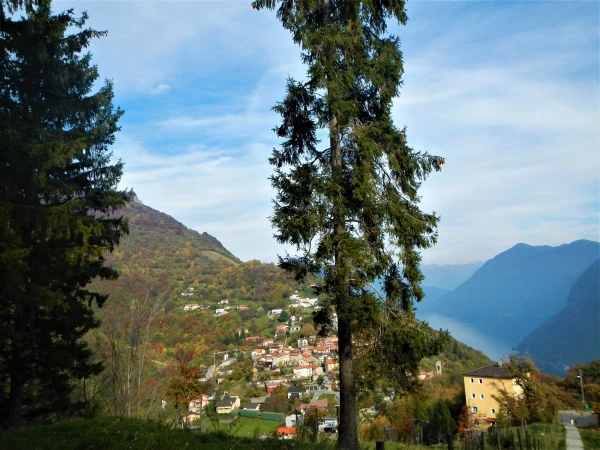 По пути в Bre Village
