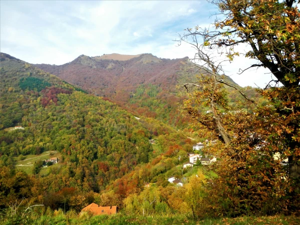 По пути в Bre Village