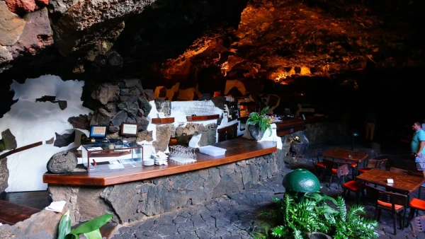 Пещерный комплекс Хамеос дель Агуа