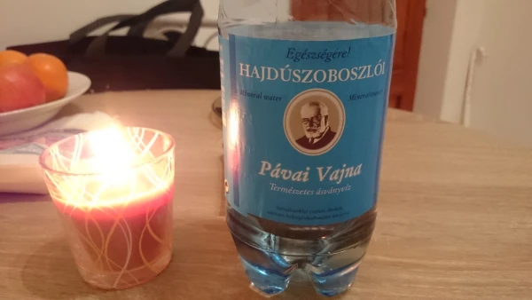 Местная минеральная вода Павай Вайна.