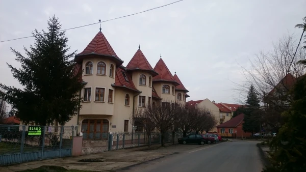 Отель Замок.