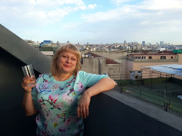Утром в номере