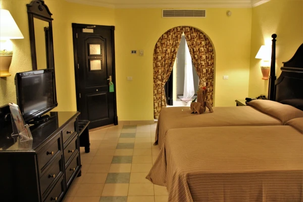 Отель "ClubHotel Riu Tequila All Inclusive" 5*. Номер стандарт.