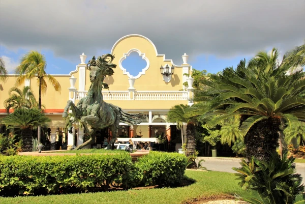 Отель "ClubHotel Riu Tequila All Inclusive" 5*. 