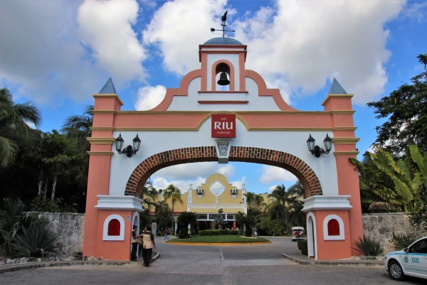 Отель "ClubHotel Riu Tequila All Inclusive" 5*.