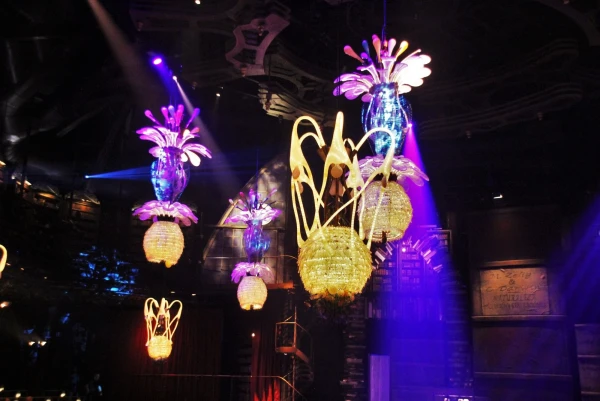 Цирк Cirque du Soleil на Ривьере Майя. Шоу-программа Joya.