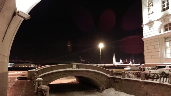 На пути к Зимнему дворцу Петра I: Эрмитажный мост...