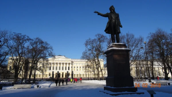 Михайловский сквер