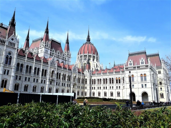 Парламент