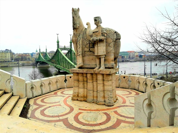 На горе Геллерт