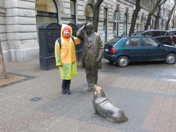 Коломбо и его собака.