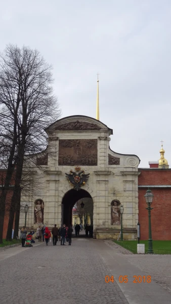 Прогулка по Петропавловской крепости...