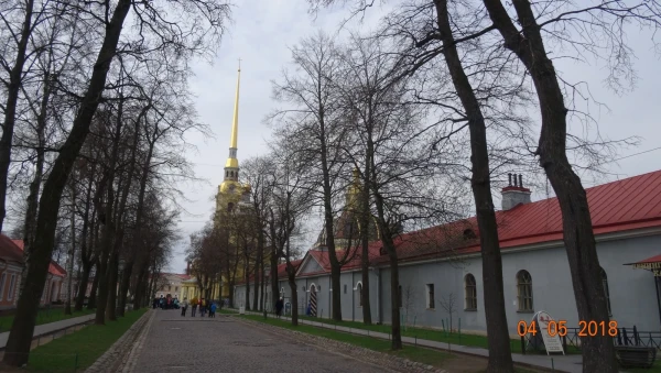 Прогулка по Петропавловской крепости...