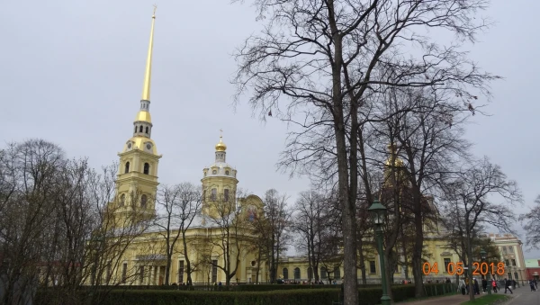 Прогулка по Петропавловской крепости...