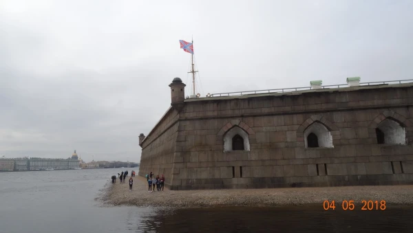 Прогулка по Петропавловской крепости...