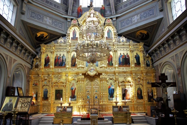 Христорождественский (до XVIII в. Старый Успенский) собор – наиболее раннее каменное сооружение Кремля – памятник древнерусской архитектуры начала XV в.