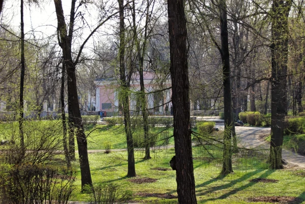Нижний городской парк, прозванный в народе "Пьяным".