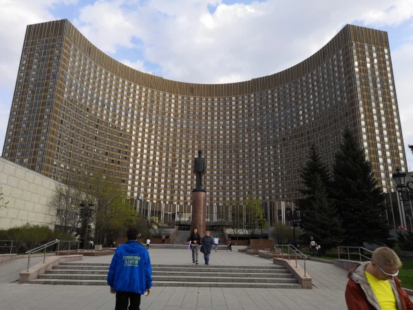 ВДНХ - действительно Космос!