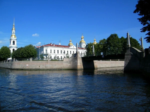 прогулка по рекам и каналам
