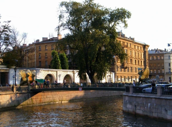 Банковский мост