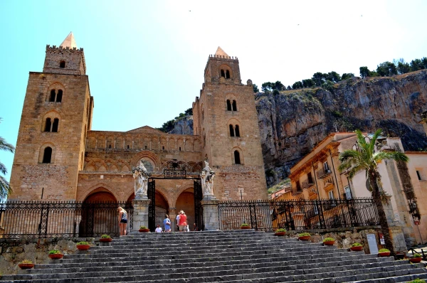 Кафедральный собор (Duomo di Cefal?)