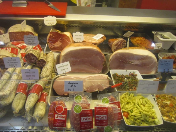 На рынке