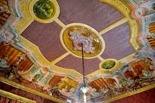 В палаццо Мирто (Museo Palazzo Mirto)