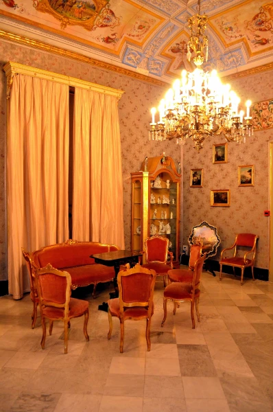 В палаццо Мирто (Museo Palazzo Mirto)