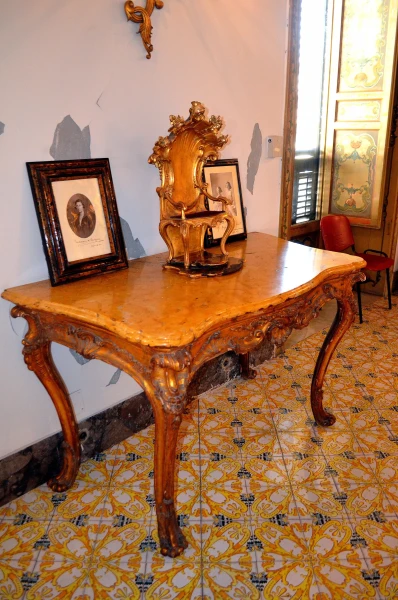 В палаццо Мирто (Museo Palazzo Mirto)
