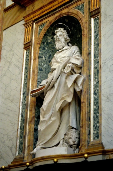 В церкви Сан Игнасио Оливелла (Chiesa di Sant'Ignazio All'Olivella) 
