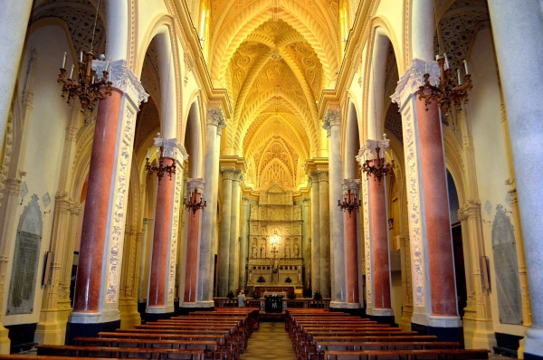 В Соборе Вознесения Богородицы (Duomo dell’Assunta)