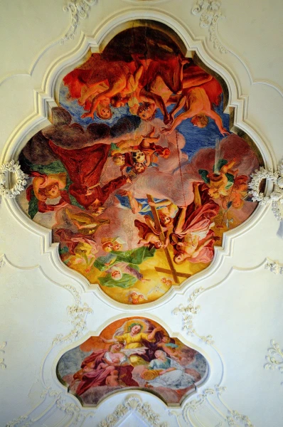 В церкви Святого Сальватора (Chiesa del SS.Salvatore). Декор потолка