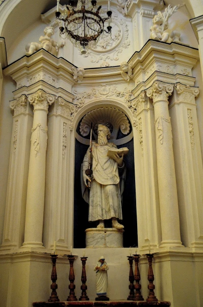 В церкви Святого Петра (Chiesa di San Pietro)