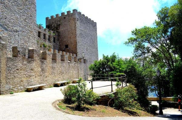 Замок Балио (CastellodelBalio)