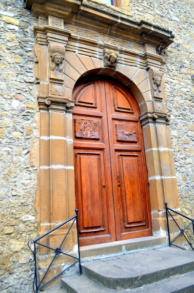 Дверной портал церкви Сан Джузеппе (Chiesa San Giuseppe) XVII века