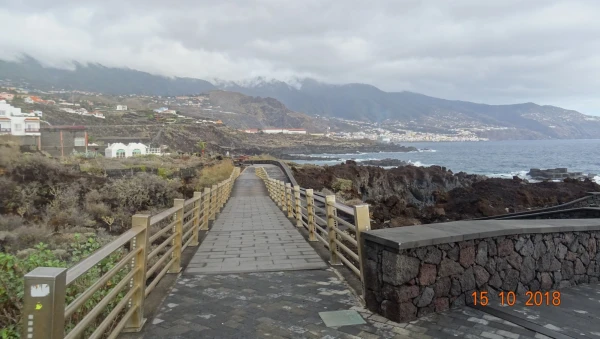 Paseo del Litoral: прогулка у океана...
