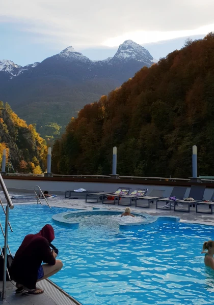 Бассейн аквапарка Галактика