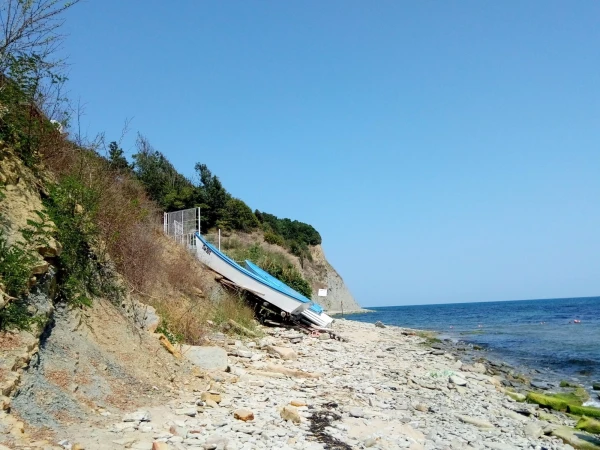 поляж Иракли, Vaya Beach