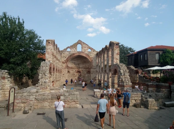 Несебр