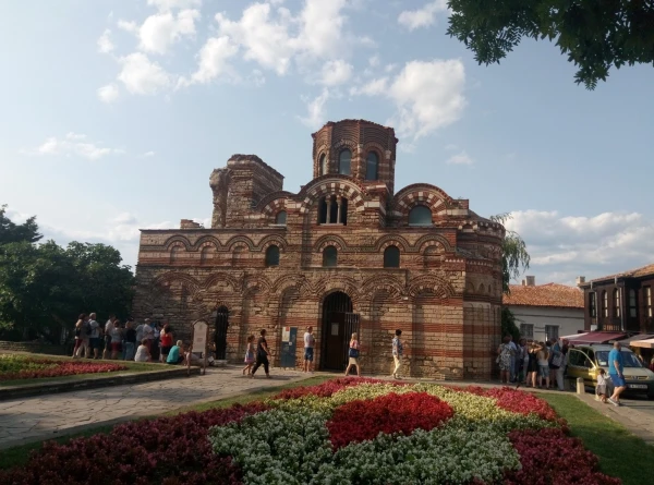 Несебр