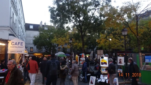 Монмартр: Place du Tertre...