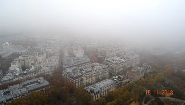 Tour Eiffel, 2e etage: виды...