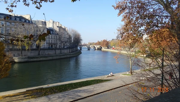 Pont de Sully, виды с моста...