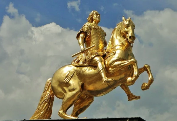 Золотой всадник (Goldener Reiter) — конная статуя курфюрста Саксонии и Польши Августа Сильного